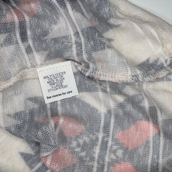 Charlotte‎ Russe Womens Aztec Round Neck Tunic Top Sz XL Long Sleeves Semi Sheer - Picture 3 of 8